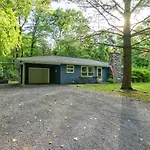 Camelback Rd Rancher- On One Acre & Near Attractions